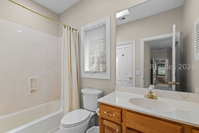 17 Arthur Hills Ct, Hilton Head Island, SC 29928