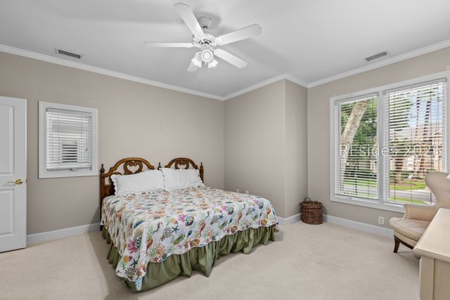 17 Arthur Hills Ct, Hilton Head Island, SC 29928