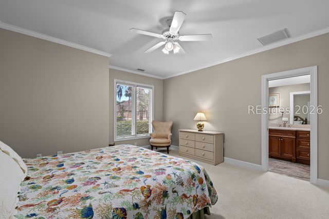 17 Arthur Hills Ct, Hilton Head Island, SC 29928