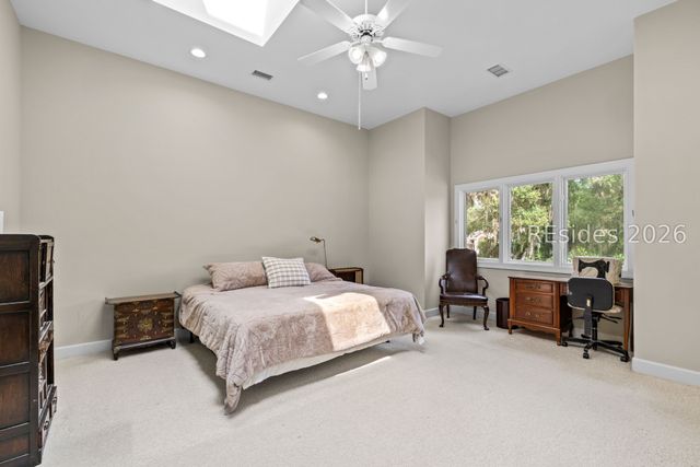 17 Arthur Hills Ct, Hilton Head Island, SC 29928