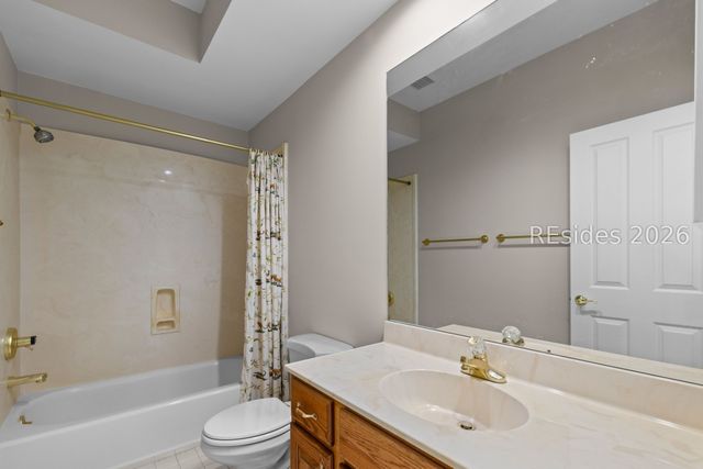 17 Arthur Hills Ct, Hilton Head Island, SC 29928