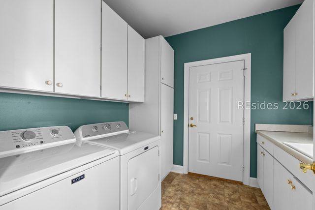 17 Arthur Hills Ct, Hilton Head Island, SC 29928