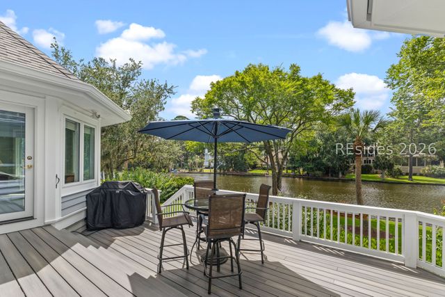17 Arthur Hills Ct, Hilton Head Island, SC 29928