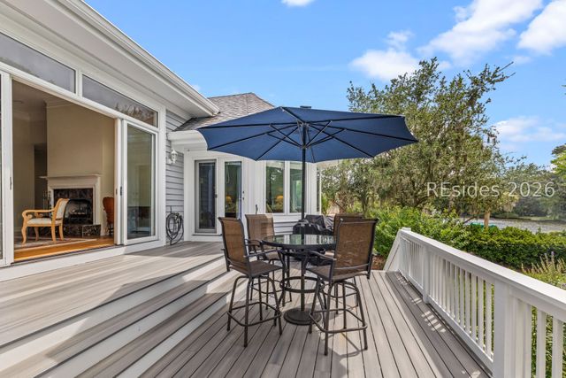 17 Arthur Hills Ct, Hilton Head Island, SC 29928