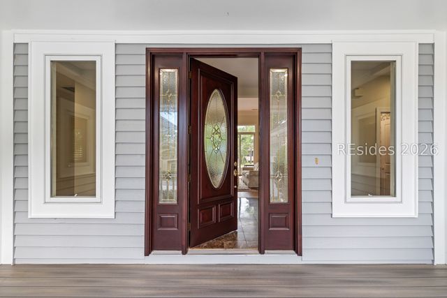 17 Arthur Hills Ct, Hilton Head Island, SC 29928