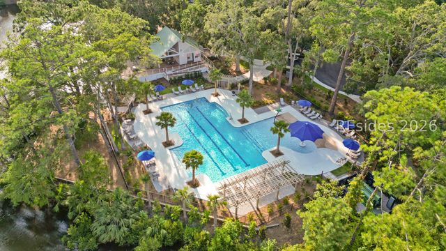 17 Arthur Hills Ct, Hilton Head Island, SC 29928