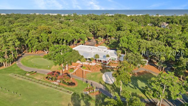 17 Arthur Hills Ct, Hilton Head Island, SC 29928