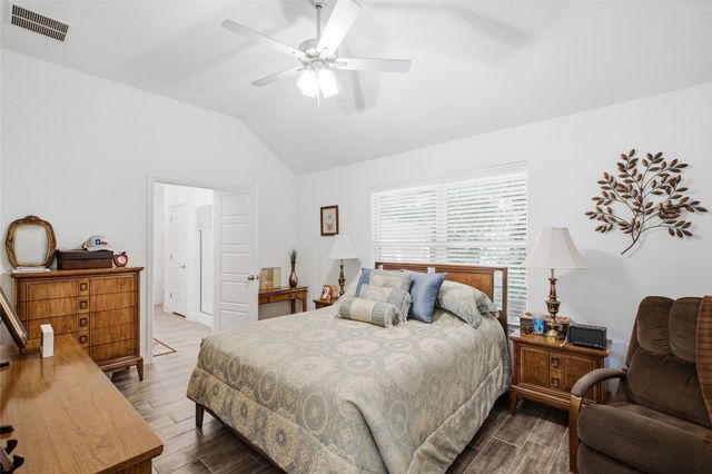 211 Clover Circle, Weatherford, TX 76086