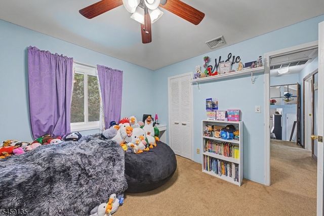 451 W Brook Rd, Ringwood Boro, NJ 07456