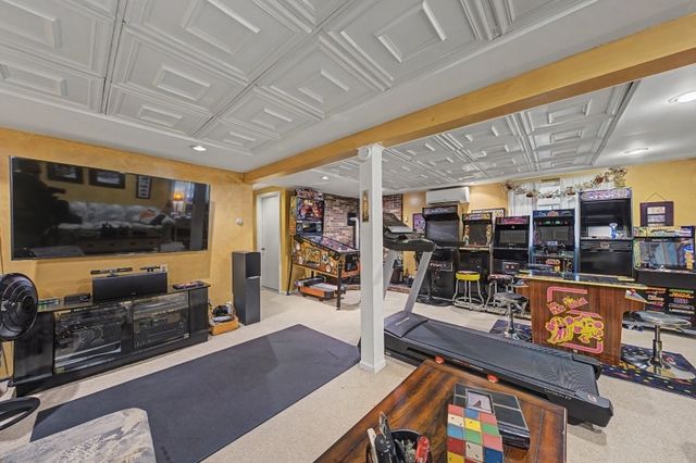 451 W Brook Rd, Ringwood Boro, NJ 07456