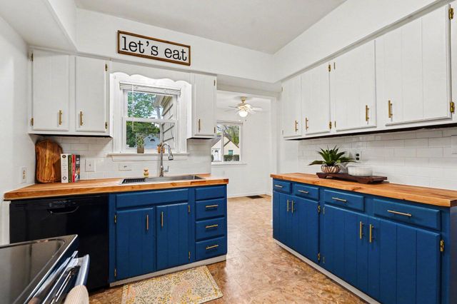1104 Hoyt Street SE, Grand Rapids, MI 49507