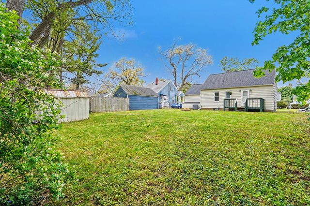 1104 Hoyt Street SE, Grand Rapids, MI 49507