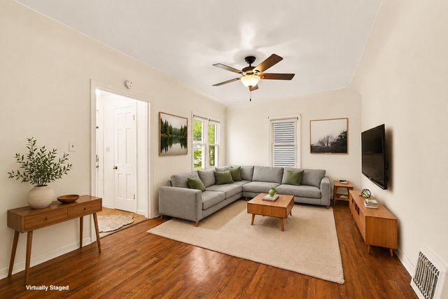 1104 Hoyt Street SE, Grand Rapids, MI 49507