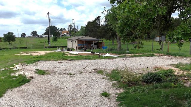 155 Arbuckle RD, Elgin, TX 78621