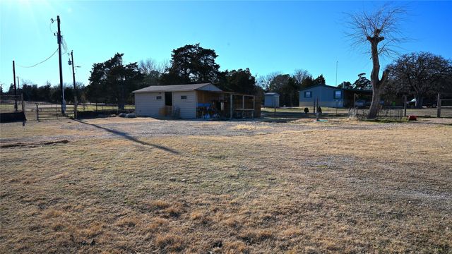 155 Arbuckle RD, Elgin, TX 78621