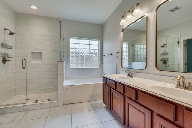 628 Bottle Brush DR, Kyle, TX 78640