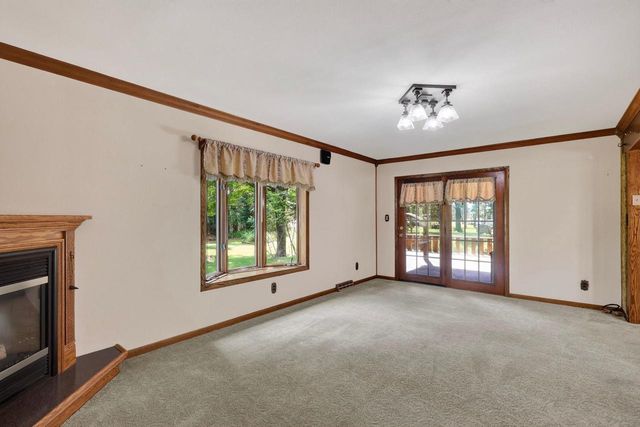 1060 LAKEWOOD LANE, Wisconsin Rapids, WI 54494