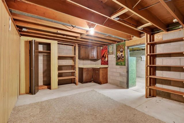 1060 LAKEWOOD LANE, Wisconsin Rapids, WI 54494