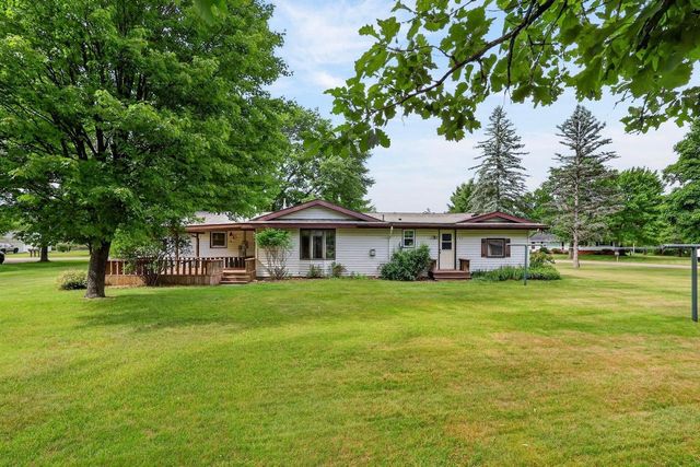 1060 LAKEWOOD LANE, Wisconsin Rapids, WI 54494