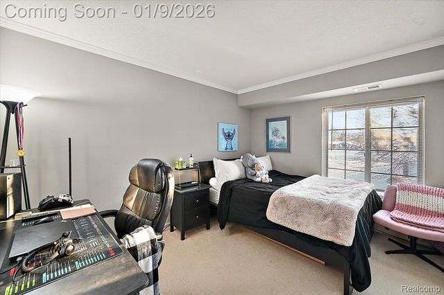 35962 Ann Arbor Trail 206, Livonia, MI 48150