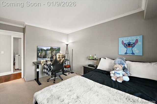 35962 Ann Arbor Trail 206, Livonia, MI 48150