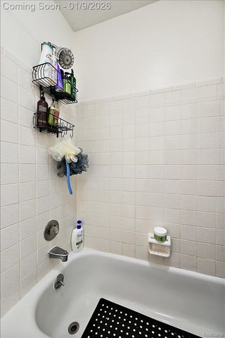 35962 Ann Arbor Trail 206, Livonia, MI 48150