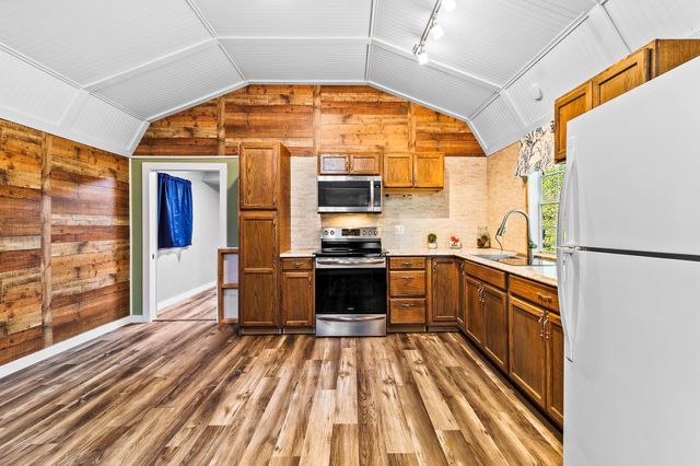 401 Deerfield, Livingston, TX 77351