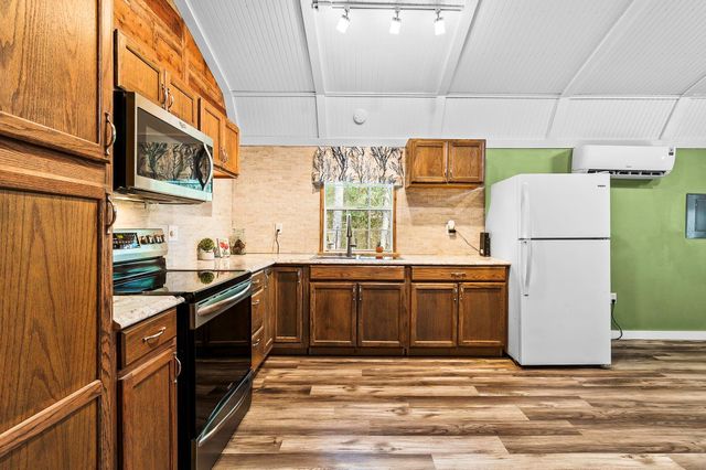 401 Deerfield, Livingston, TX 77351