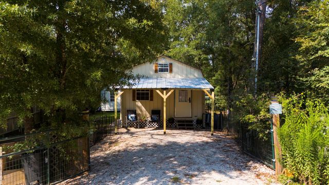 401 Deerfield, Livingston, TX 77351