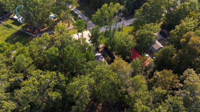 401 Deerfield, Livingston, TX 77351