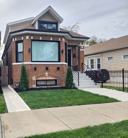 8816 S Laflin Street, Chicago, IL 60620