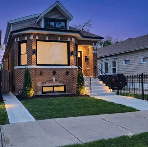 8816 S Laflin Street, Chicago, IL 60620