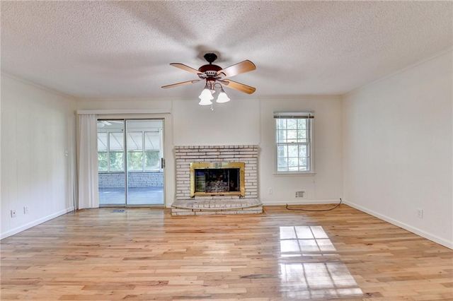 2628 Whitehurst Drive, Marietta, GA 30062