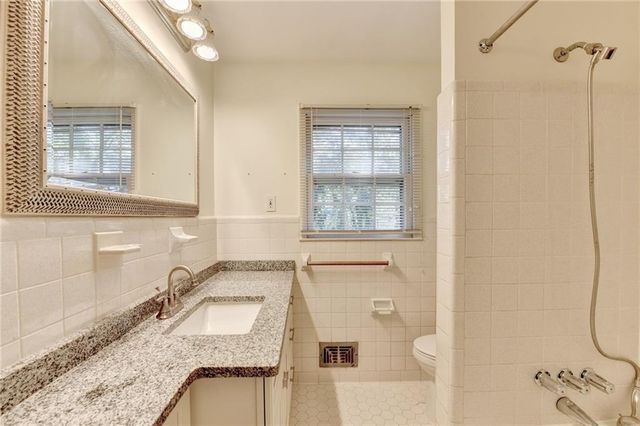 2628 Whitehurst Drive, Marietta, GA 30062