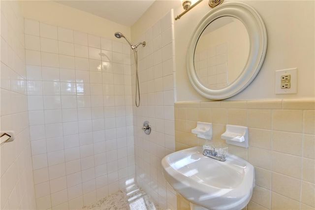 2628 Whitehurst Drive, Marietta, GA 30062