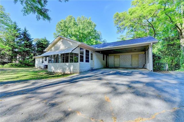 2628 Whitehurst Drive, Marietta, GA 30062