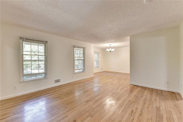 2628 Whitehurst Drive, Marietta, GA 30062