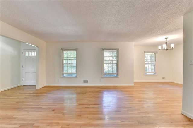 2628 Whitehurst Drive, Marietta, GA 30062