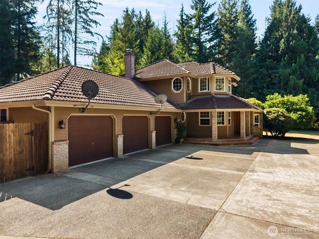 8937 Genesis Lane SE, Port Orchard, WA 98367