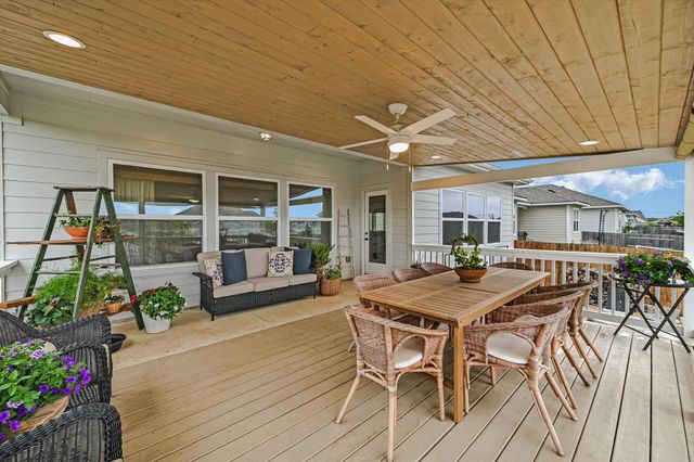 125 Broken Oak DR, Liberty Hill, TX 78642