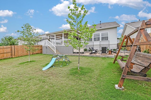 125 Broken Oak DR, Liberty Hill, TX 78642