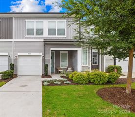 9147 Widden Way, Charlotte, NC 28269