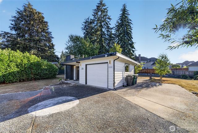 233 S 301st Street, Federal Way, WA 98003