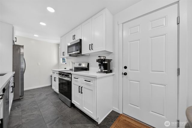 233 S 301st Street, Federal Way, WA 98003