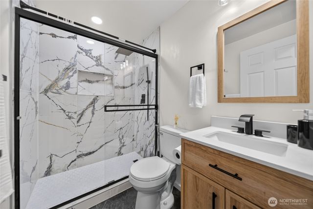 233 S 301st Street, Federal Way, WA 98003