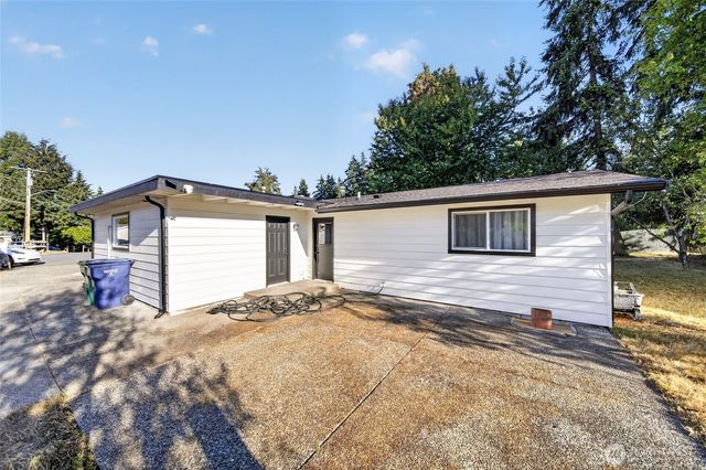 233 S 301st Street, Federal Way, WA 98003