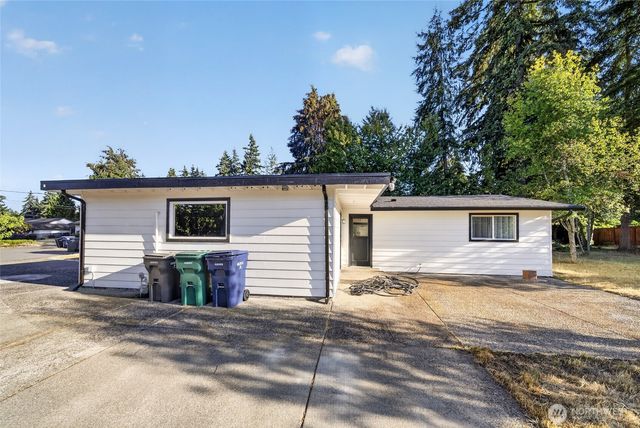 233 S 301st Street, Federal Way, WA 98003