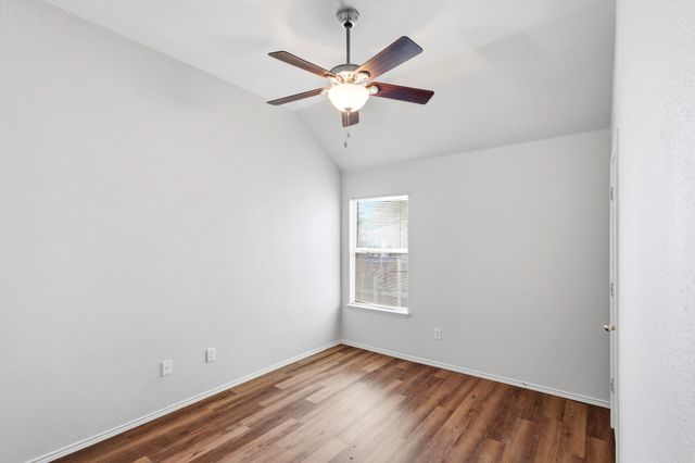 5504 Thornberry Drive, Fort Worth, TX 76137