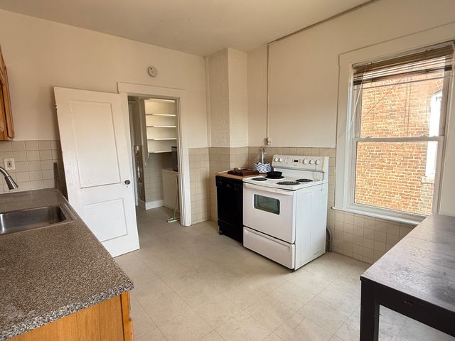 23 Long Ave 3, Boston, MA 02134