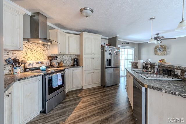 20602 Laramie Road, St Robert, MO 65584